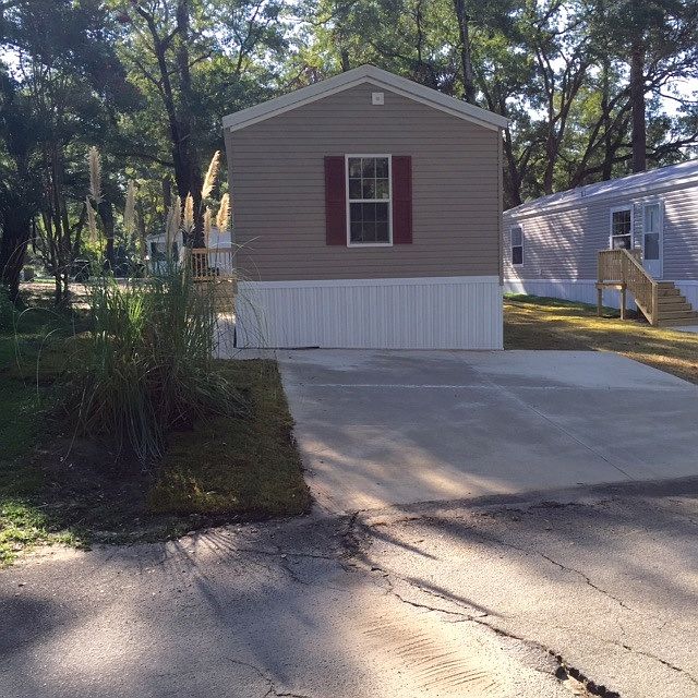 1st image of 361 Bayhead Dr