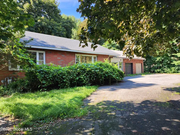 859 State Route 50, Ballston Lake, NY 12019