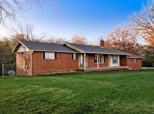 21775 Chinquapin Rd, Springdale, AR 72764
