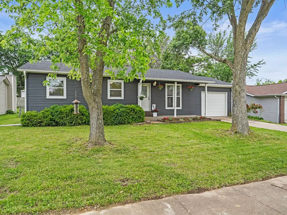 3412 Nottingham Ct