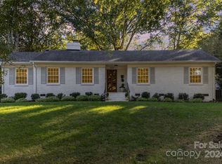 5808 Wedgewood Dr, Charlotte, NC 28210