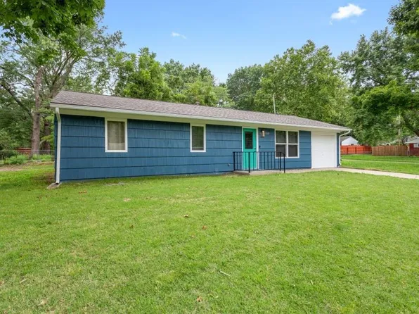 1618 Pennsylvania St, Lawrence, KS 66044