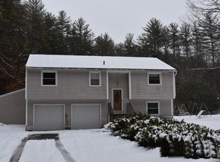 44 Old Battery Rd, Townsend, MA 01474