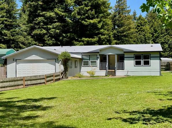 172 Quail Ln, Crescent City, CA 95531