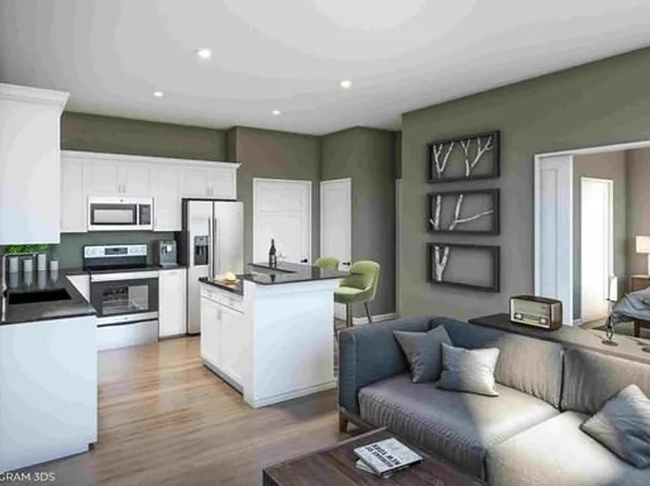 Weston Park- Garage Parking included