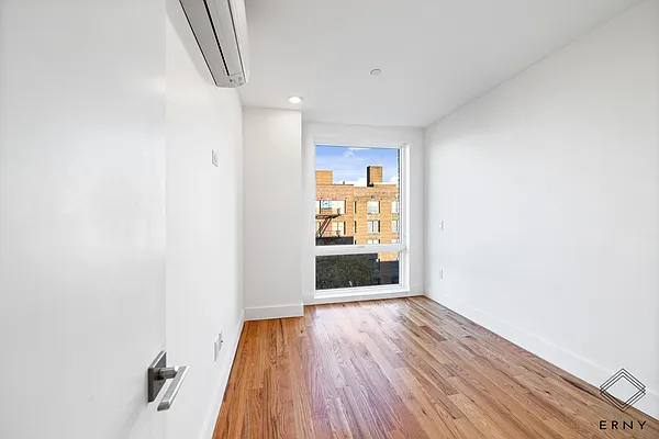 Rented by ERNY LLC | media 5