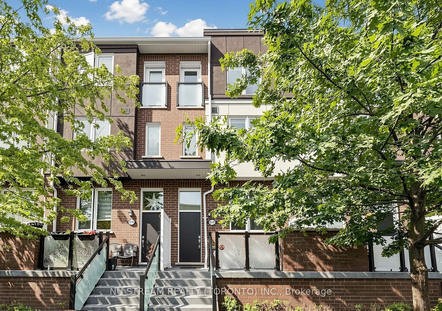 3 bed, $2,900 — Photo 1