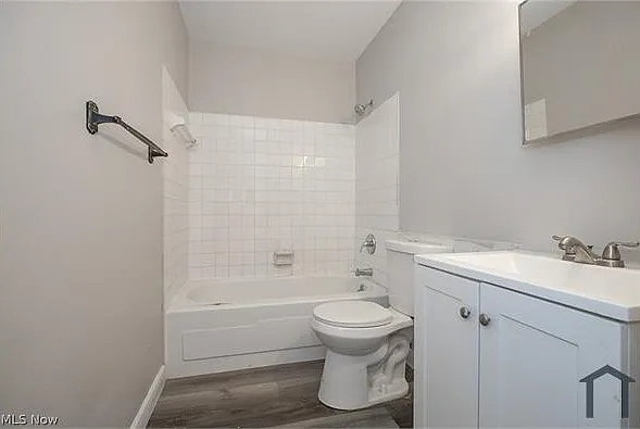 4157 E 188th St — Photo 5