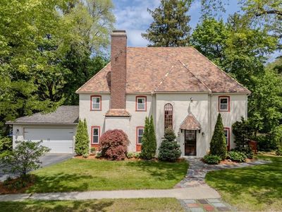 7 Argyle St, Worcester, MA, 01609
