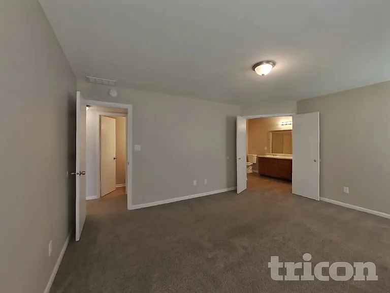 2207 Golden Eye Cir — Photo 8