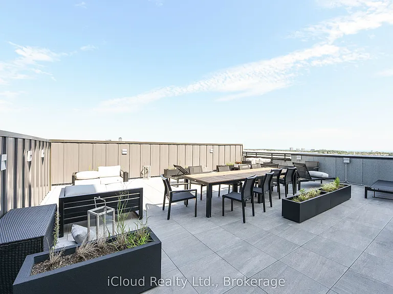 95 Dundas St W #4 — Photo 13