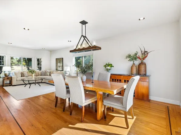 4952 Gravenstein Highway S, Sebastopol, CA 95472