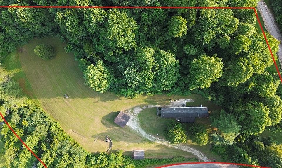 1st image of 1089 Sugar Camp Rd
