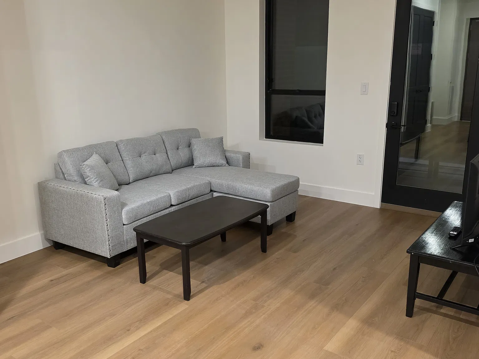 1 bed, 787 sqft, $1,600 — Photo 3