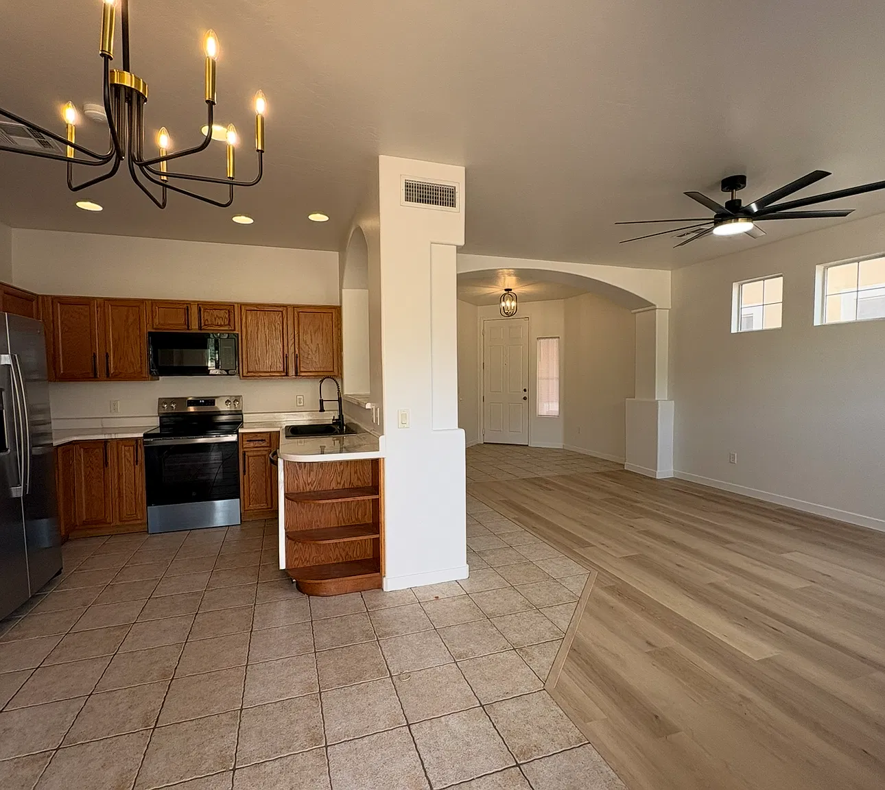 3 bed, 2.5 bath, 1603 sqft, $2,350 — Photo 3