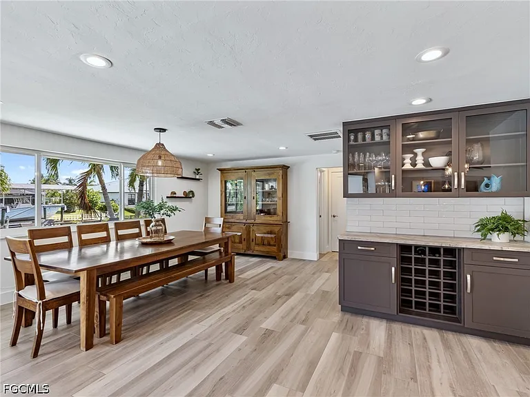 1029 Wittman Dr — Photo 13