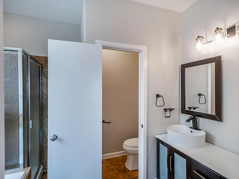 4708 Belmont Ave — Photo 13