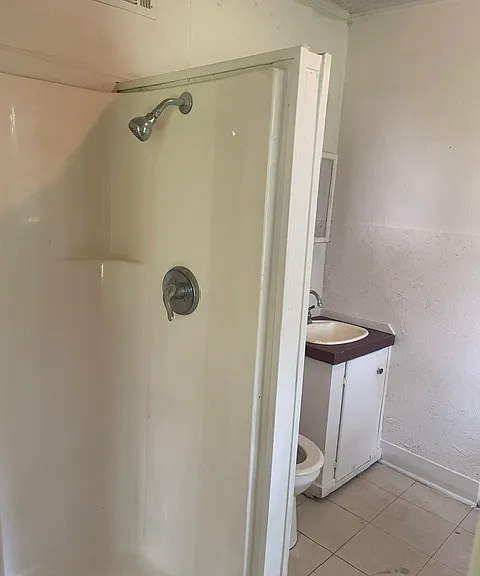 112 Vernon St — Photo 7