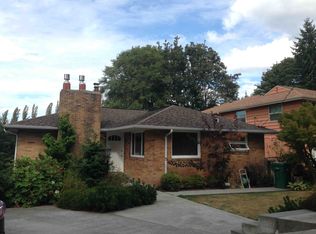 2540 NE 98th St, Seattle, WA 98115