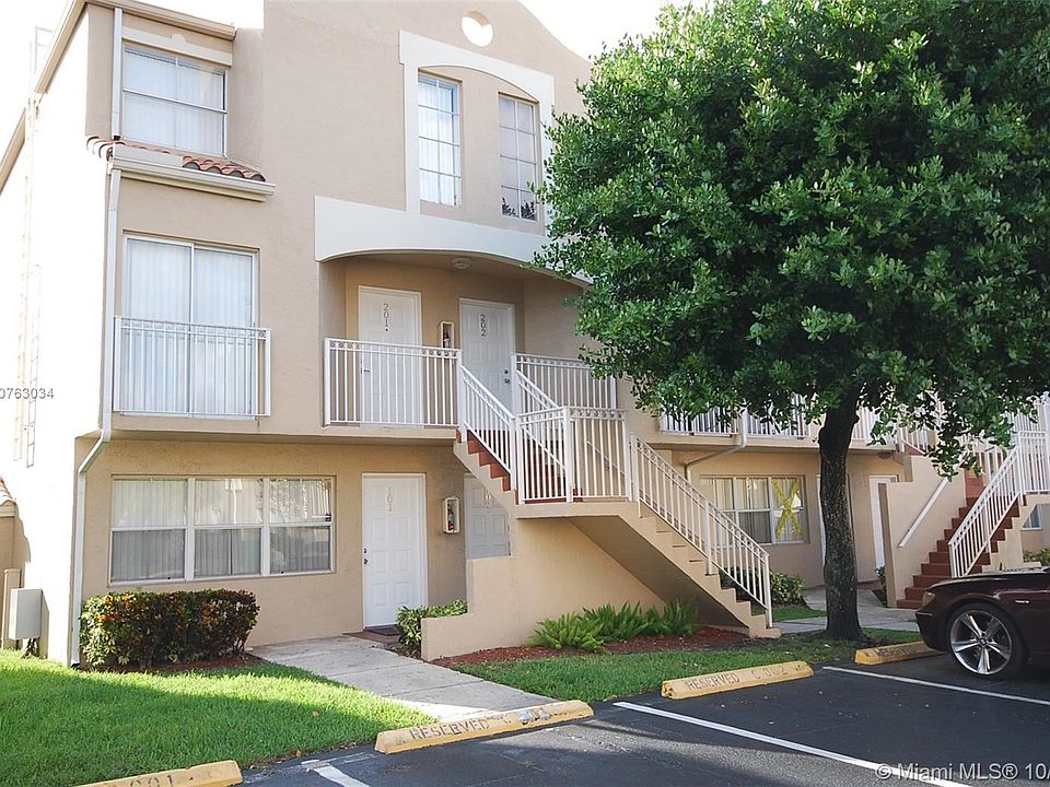 1st image of 650 NW 86th Pl #3-202