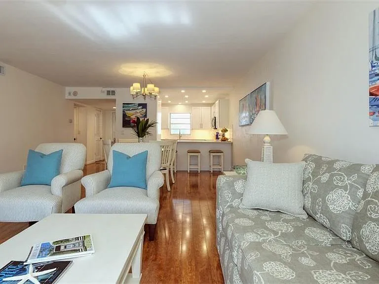 4531 Bay Beach Ln #133 — Photo 6