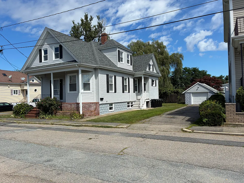 35 Perry St #1