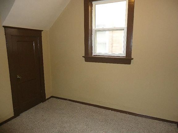 4th image of 3638 S Compton Ave #A