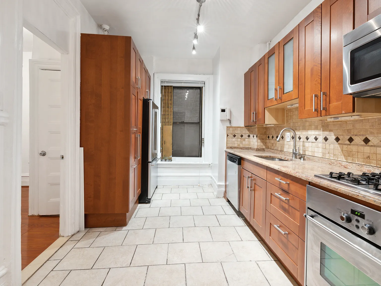 243 West 98th Street — Photo 4