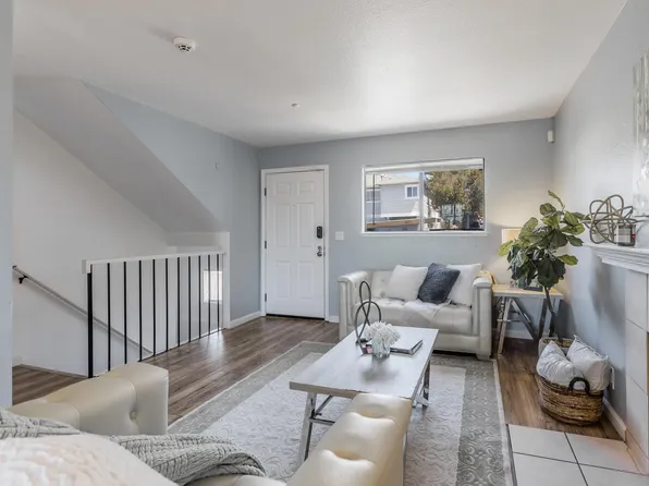 15765 Maubert Ave Unit 11, San Leandro, CA 94578