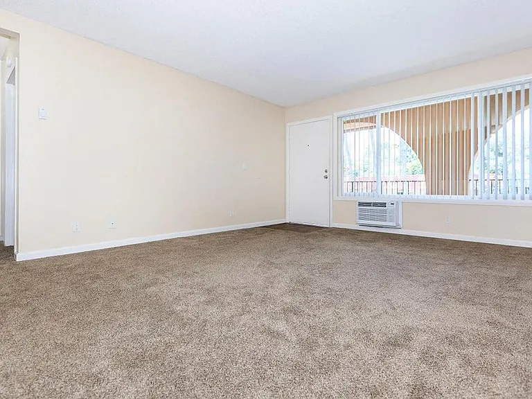 Villa Monair Apartments — Photo 36