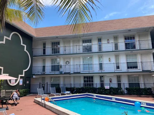 3245 Virginia St APT 65, Miami, FL 33133