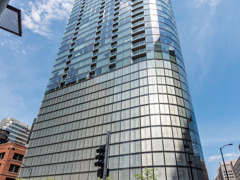 1st image of 602 N Fairbanks Ct #3306