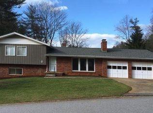 42 Mountainbrook Rd, Asheville, NC 28805