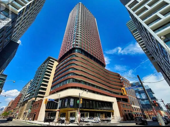 180 Front St E #2708, Toronto, ON M5A 4N3