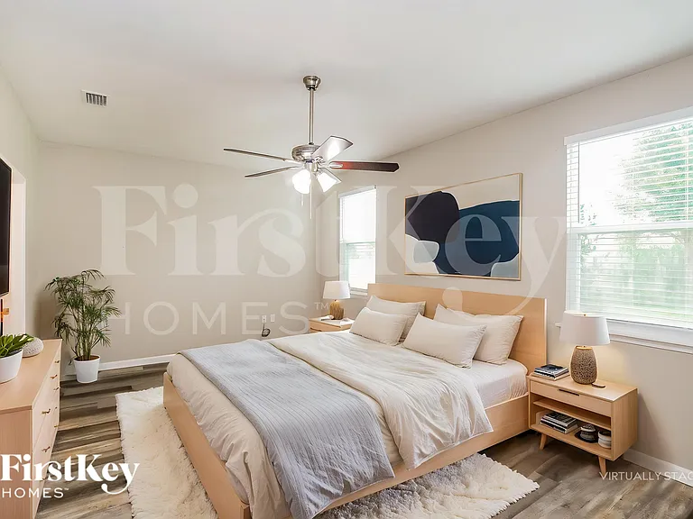 3310 Hidden Meadows Ct — Photo 11