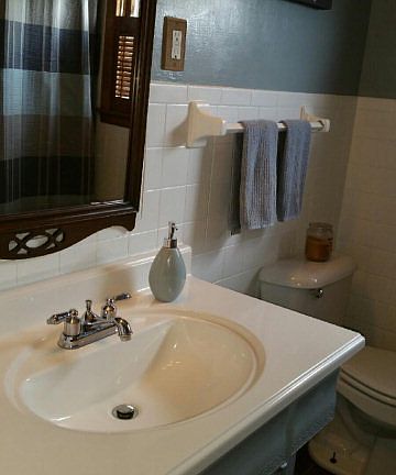 3rd image of 838 Timberlane Dr