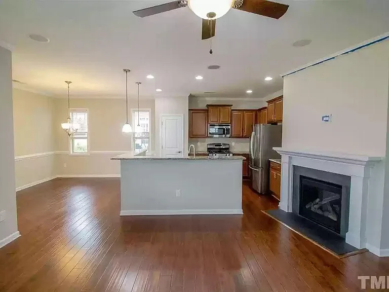 1213 Oatney Ridge Ln — Photo 9