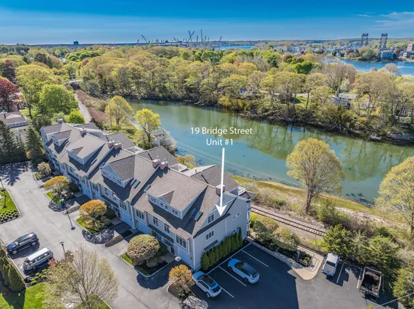 19 Bridge Street #1, Kittery, ME 03904