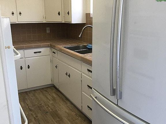 3rd image of 3543 Cricklewood St #B