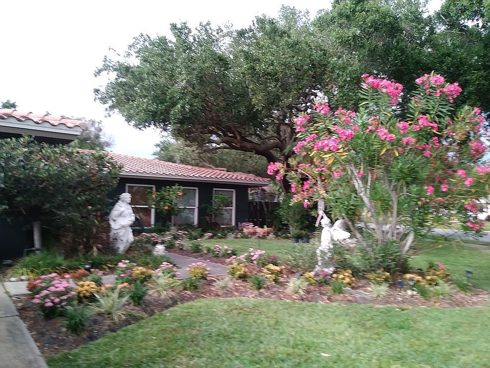 Front Gardens