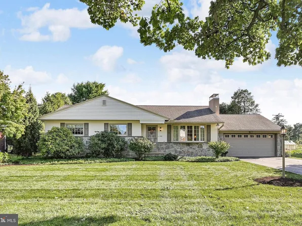 100 Corry Ave, Lancaster, PA 17601