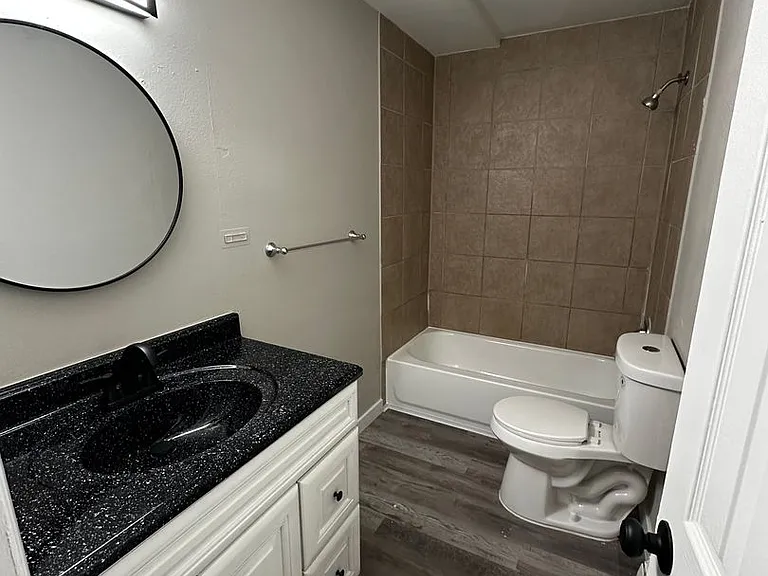 4338 N Chestnut St. — Photo 13