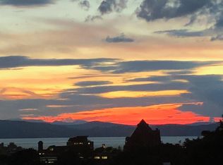 200 Maple St, Burlington, VT 05401