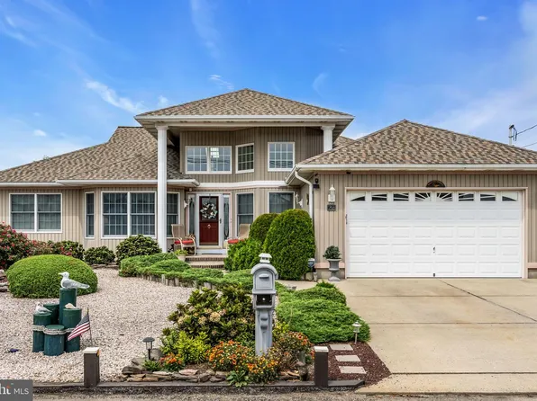 820 Bowsprit Point, Lanoka Harbor, NJ 08734