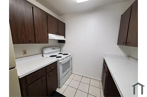 843 E Orange St #8 Photo 1