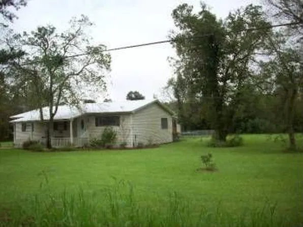 20775 Vincent Acres Cir, Denham Springs, LA 70726