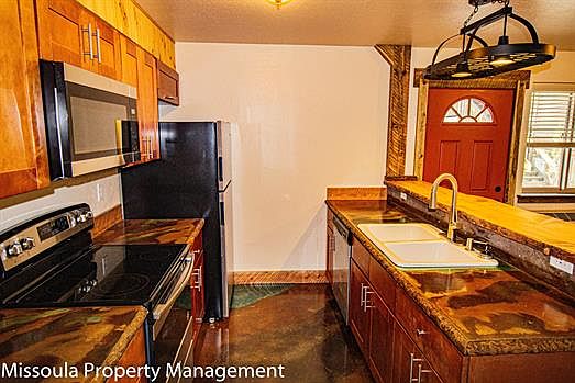 3rd image of 11071 Old Toby Ct #101