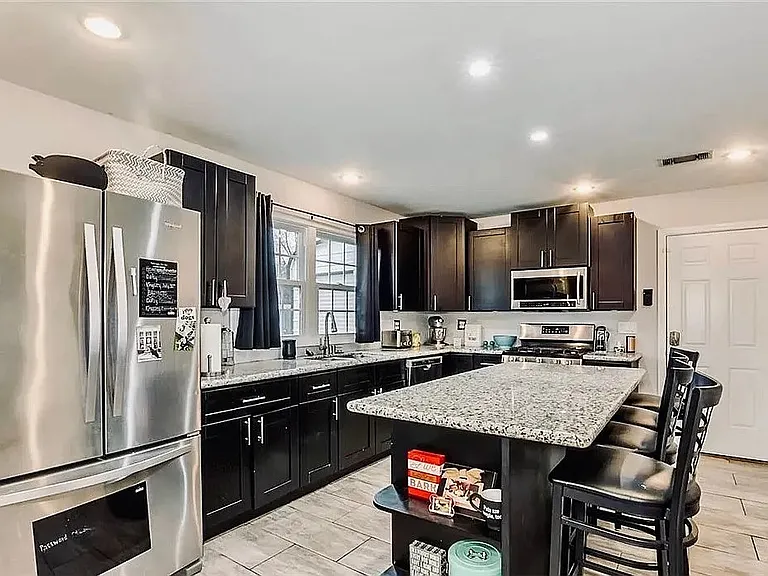 19 Parkwood Cir — Photo 4