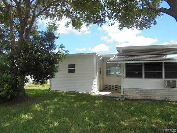 5th image of 2513 Lake Haven Dr