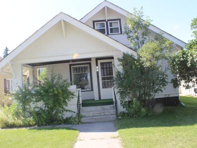 214 4th Ave SE, Jamestown, ND, 58401